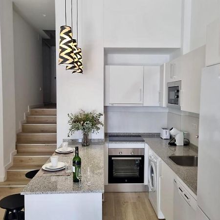 Apartamentos Rg Hospital Valme Севілья Екстер'єр фото